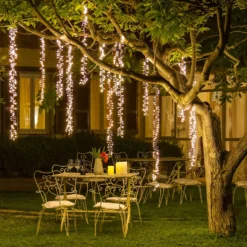 Cascata di luci Connect+ 3 nastri, 300 led bianco caldo, cavo verde, prolungabile