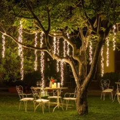 Cascata di luci Connect+ 3 nastri, 300 led bianco caldo, cavo verde, prolungabile