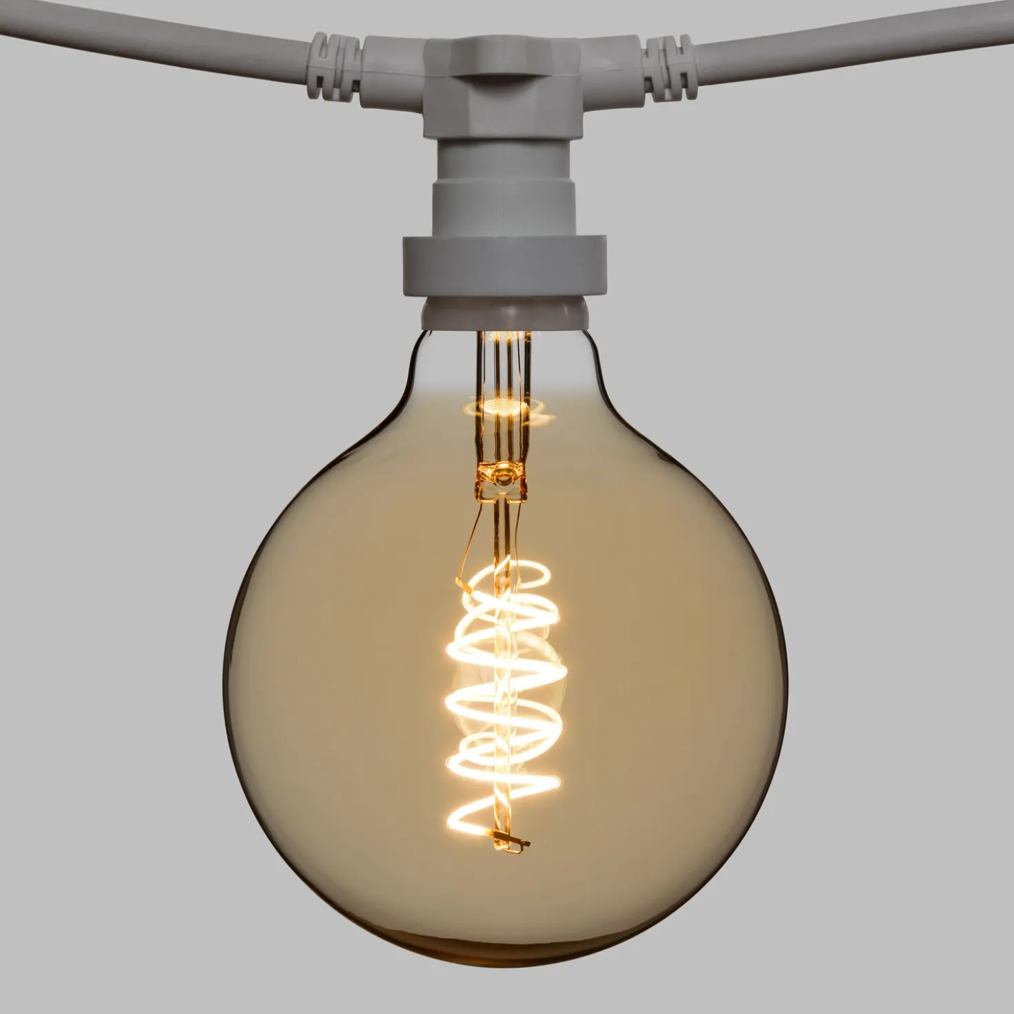 Catena 5 m, 8 lampadine globo Ø 125 mm di 4 Watt, led a spirale, cavo bianco, prolungabile