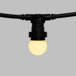 Catena 5 m, 5 lampadine led a globo Ø 45 mm di 1,2 Watt, cavo nero, prolungabile