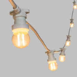 Catena 5 m, 8 lampadine led globo Ø 45 mm di 2 Watt, cavo bianco, prolungabile