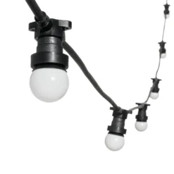 Catena 5 m, 8 lampadine led globo Ø 45 mm in plastica bianca di 1,2 Watt, prolungabile