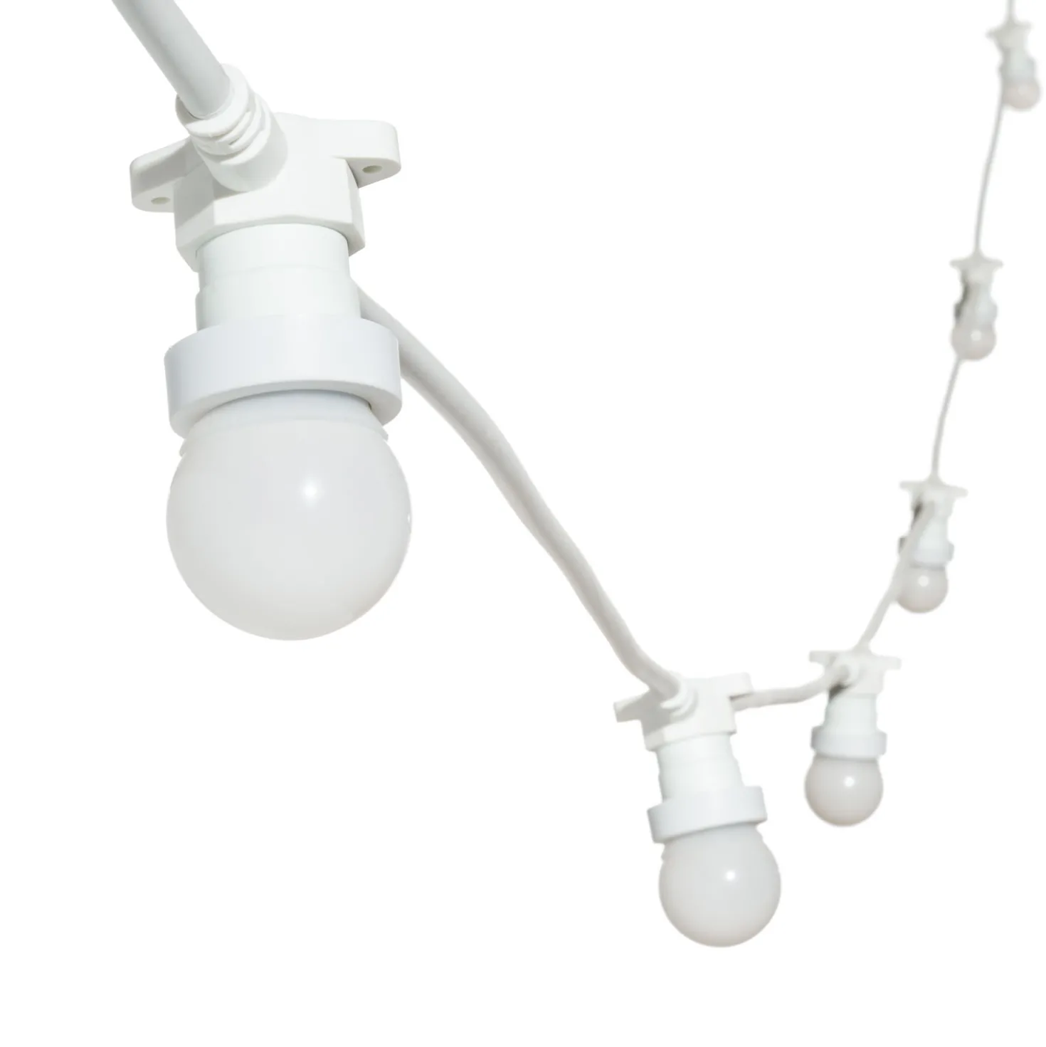 Catena 5 m, 8 lampadine led globo Ø 45 mm in plastica bianca di 1,2 Watt, prolungabile