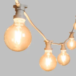 Catena 5 m, 5 lampadine led globo Ø 95 mm 8 Watt led, dimmerabili, cavo bianco, prolungabile