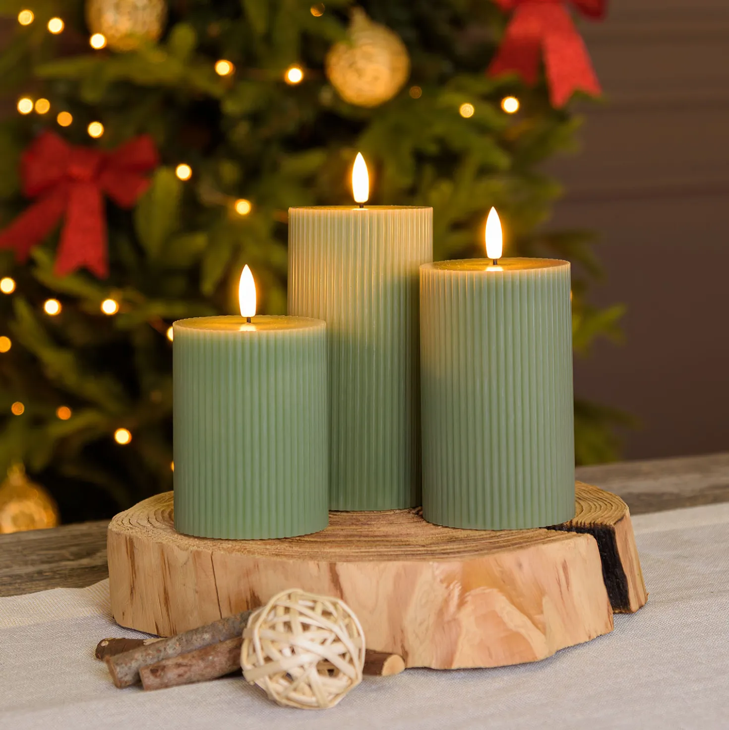 Set 3 candele verdi a coste in cera, fiamma 3D con stoppino